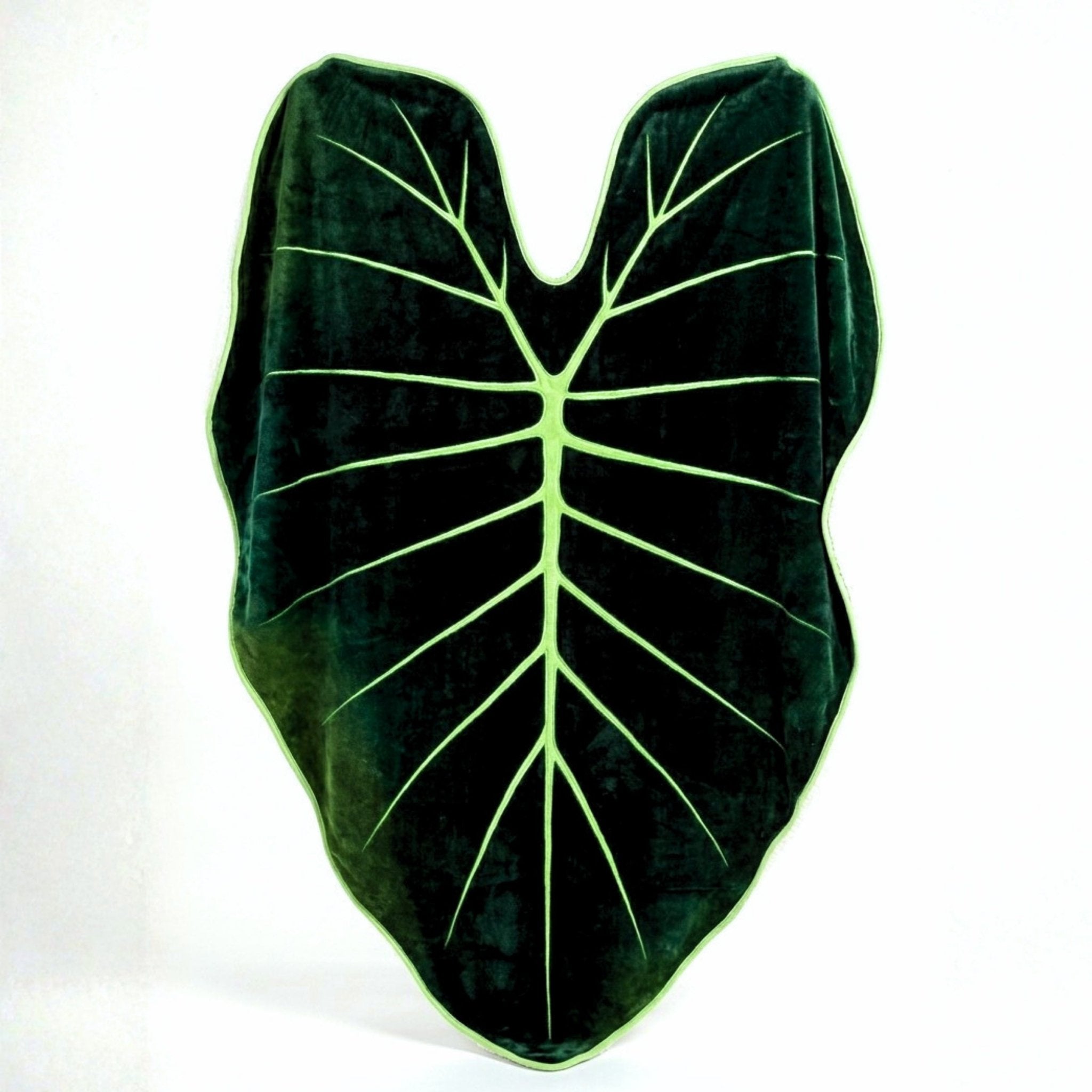 Giant Leaf™ Blanket - Regal Shield - Green Philosophy Co.